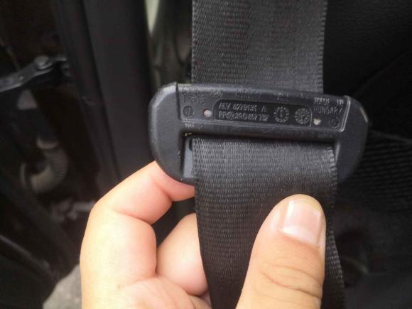 [南京·苏L] 二手奥迪奥迪A4L2017款 40 TFSI 时尚型