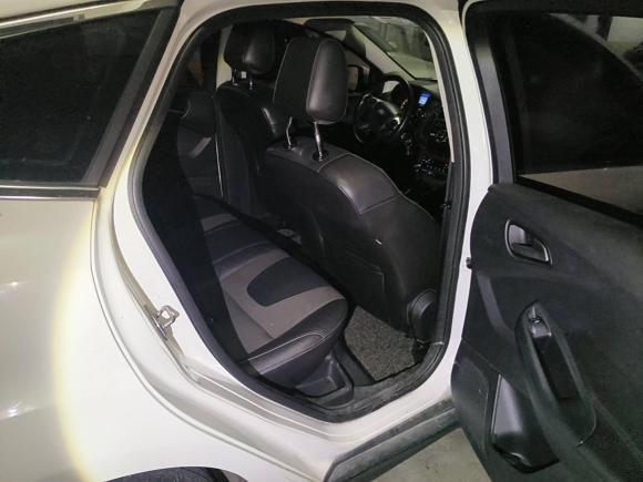 [宁波·浙B] 二手福特福克斯2012款 两厢 1.6L 手动风尚型