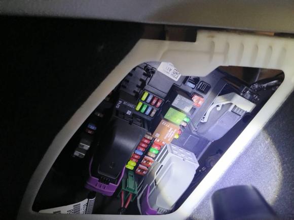 [嘉兴·浙F] 二手凯迪拉克凯迪拉克SRX2015款 3.0L 舒适型