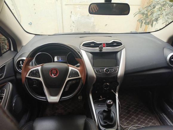 [成都·川A] 二手比亚迪元2016款 1.5L 手动尊贵型