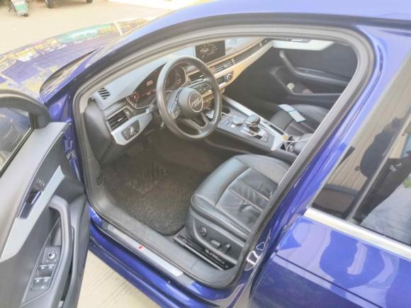 [南京·苏L] 二手奥迪奥迪A4L2018款 30周年年型 40 TFSI 时尚型