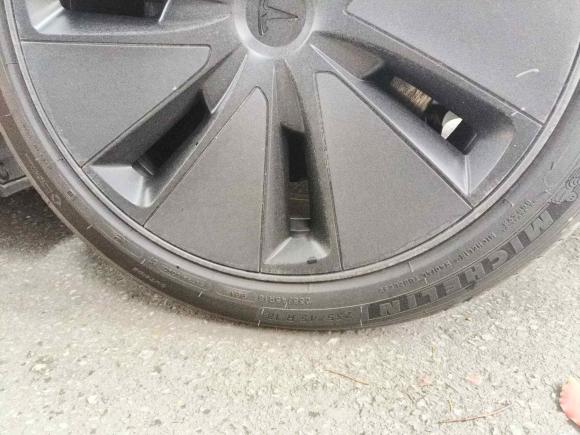 [无锡·苏A] 二手特斯拉Model 32023款 后轮驱动版