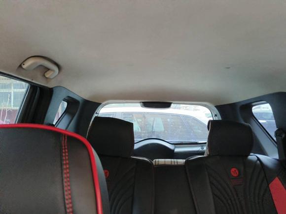 [济南·鲁A] 二手日产骊威2010款 劲锐版 1.6L 自动标准型