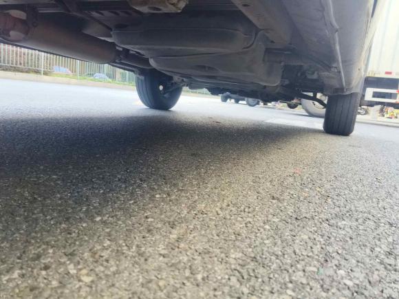 [嘉兴·浙F] 二手上汽大通MAXUS新途V802015款 2.5T AMT傲运通版短轴中顶