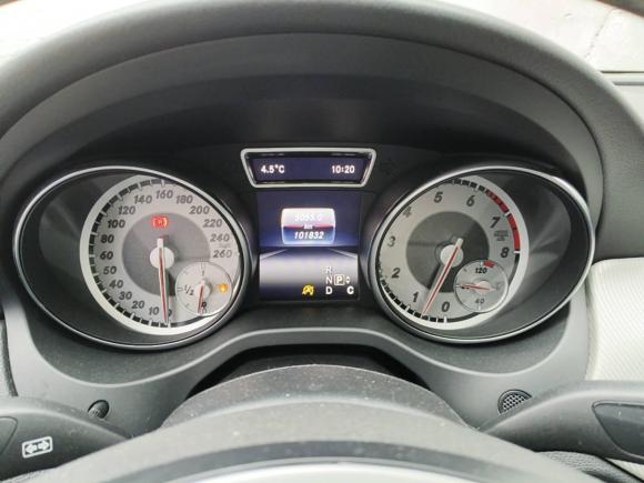 [无锡·苏B] 二手奔驰奔驰GLA2015款 GLA 200 动感型