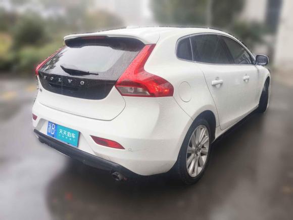 [宁波·浙B] 二手沃尔沃沃尔沃V402013款 2.0T 智雅版