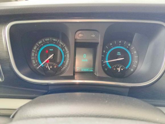 [西安·陕A] 二手别克别克GL82013款 2.4L LT豪华商务行政版