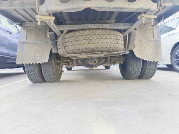 [嘉兴·蒙B] 二手长安跨越跨越者D52021款 1.6L标准版单排栏板双后轮3750mm货箱DAM16KL