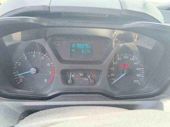 [武汉·鄂A] 二手福特全顺2017款 2.0T汽油多功能商用车短轴低顶国V