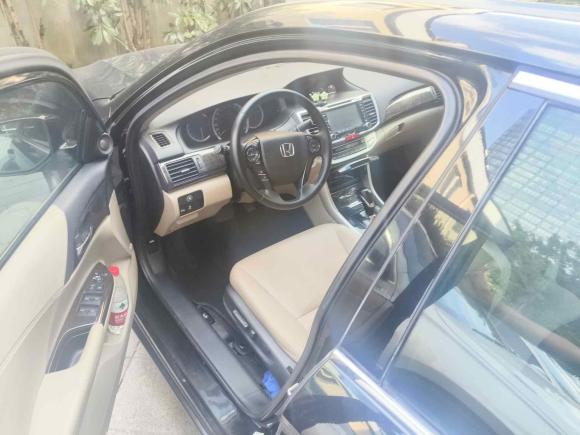 [宁波·浙B] 二手本田雅阁2014款 2.4L EXN 豪华导航版