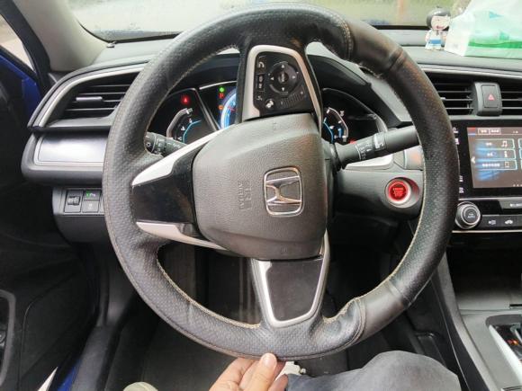 [无锡·苏M] 二手本田思域2016款 220TURBO CVT豪华版