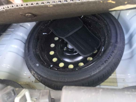 [金华·浙G] 二手奇瑞瑞虎3x2021款 PLUS 1.5L 手动痛快红枣版