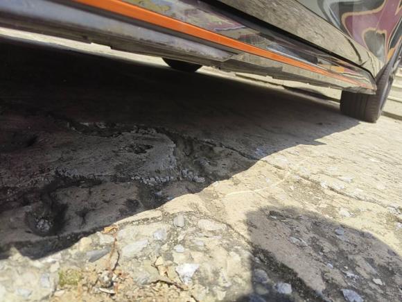 [南京·苏L] 二手长安长安UNI-V2023款 1.5T 运动版