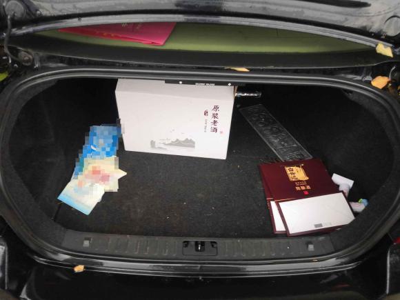 [武汉·鄂A] 二手沃尔沃沃尔沃S80L2009款 2.5T 智雅版