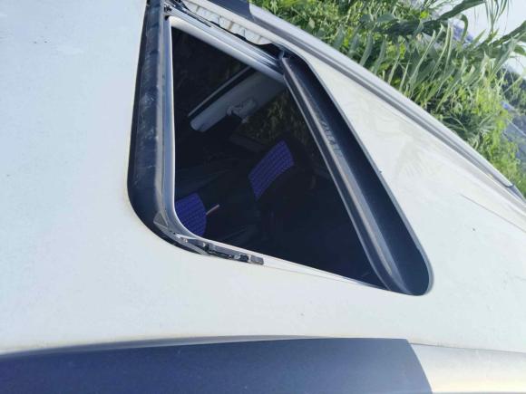 [上海·豫N] 二手哈弗哈弗H62018款 蓝标 运动版 1.5T 手动两驱精英型