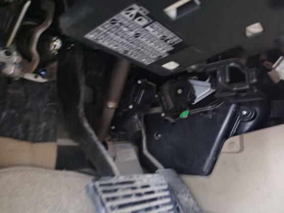 [青岛·鲁B] 二手本田本田CR-V2010款 2.4L 自动四驱豪华版