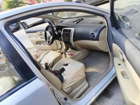 [上海·皖K] 二手日产骊威2013款 1.6XL CVT豪华版