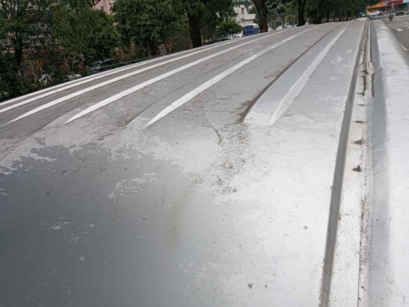 [佛山·粤E] 二手长安凯程长安睿行M902017款 2.0L超值版6座掀背门4G94S