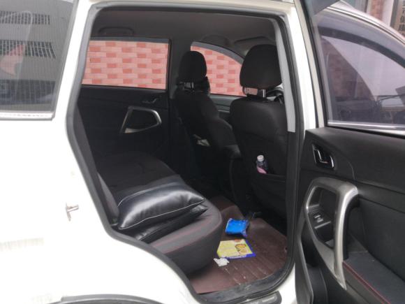 [深圳·粤S] 二手奇瑞瑞虎52016款 1.5T 手动家享版