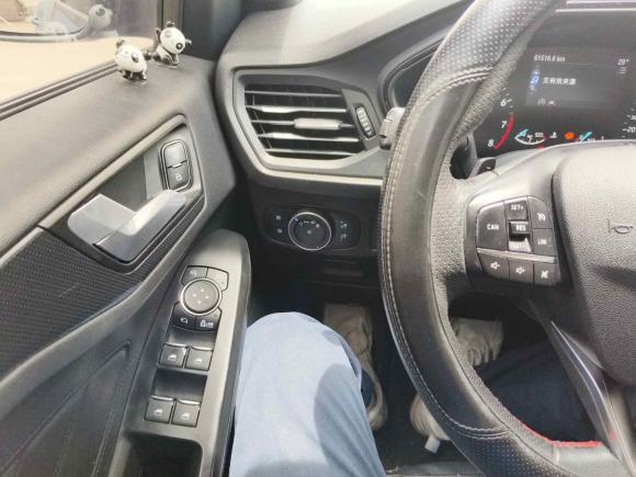 [义乌·浙G] 二手福特福克斯2019款 三厢 EcoBoost 180 自动ST Line