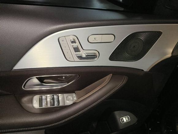 [深圳·粤B] 二手奔驰奔驰GLE2020款 改款 GLE 450 4MATIC 动感型