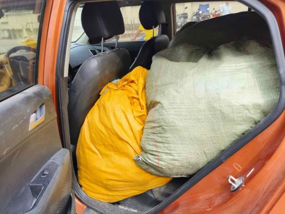 [广州·湘A] 二手现代北京现代ix252015款 1.6L 自动两驱智能型GLS