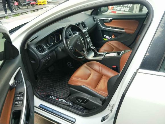 [合肥·沪A] 二手沃尔沃沃尔沃S602017款 S60L T5 智驭版