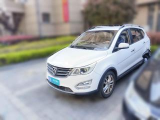 宝骏宝骏5602016款 1.5T 手动精英型