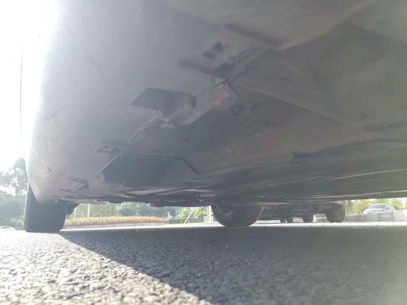 [广州·粤K] 二手雪铁龙雪铁龙C52014款 2.0L 自动尊享型