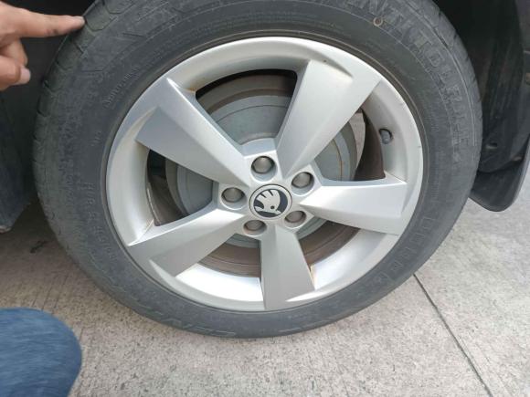 [苏州·苏E] 二手斯柯达昕动2014款 1.6L 自动悦享版