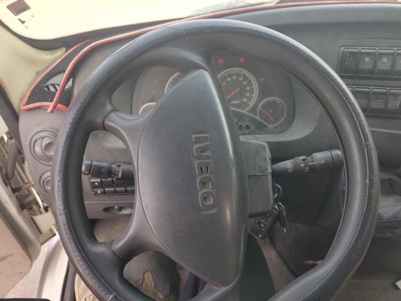 [宁波·浙B] 二手依维柯依维柯褒迪2012款 2.5T-A32 基本型