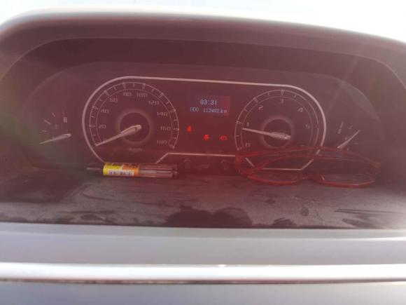 [无锡·苏B] 二手上汽大通MAXUS上汽大通MAXUS 新途V802018款 2.5T 6挡手动傲运通长轴中顶7/10座