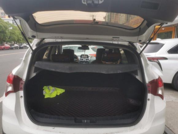 [宁波·苏A] 二手海马海马S52015款 1.6L 手动智能豪华型