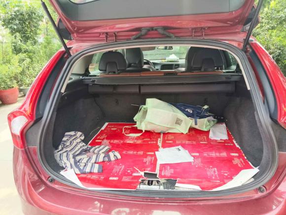 [佛山·粤X] 二手沃尔沃沃尔沃V602014款 改款 T5 智雅版