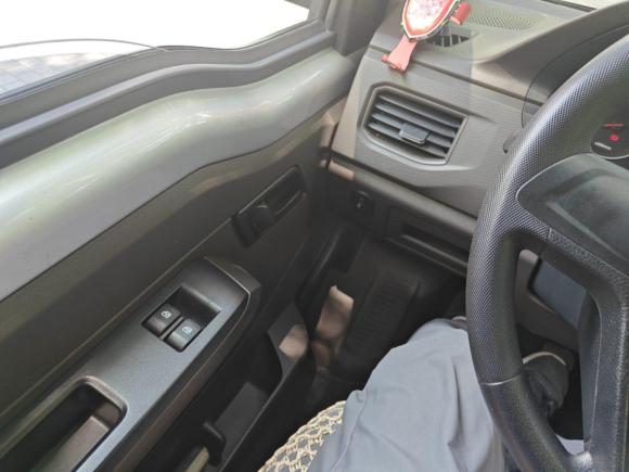 [深圳·粤B] 二手五菱汽车五菱荣光新卡2018款 1.8L双排LJ479QE2