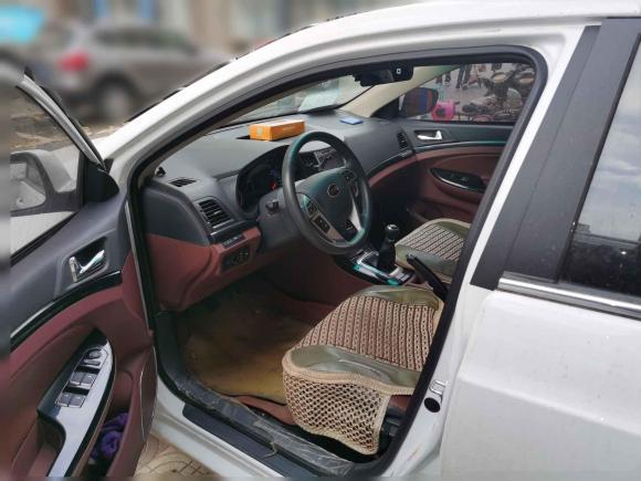 [西安·陕A] 二手比亚迪速锐2018款 1.5L 手动尊享型