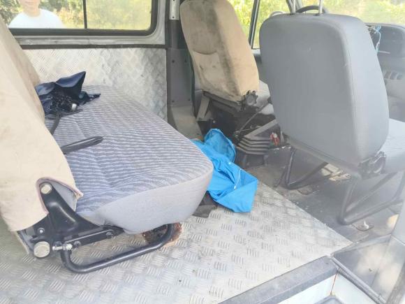 [上海·沪B] 二手福特经典全顺2015款 2.8T柴油多功能车短轴6座中顶JX493ZLQ4