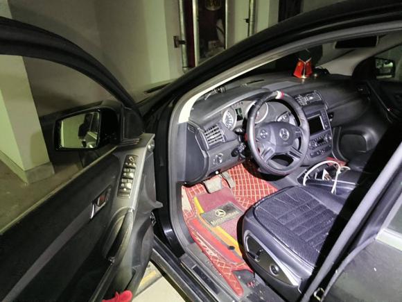 [南昌·赣A] 二手奔驰奔驰R级2011款 R 300 L 商务型