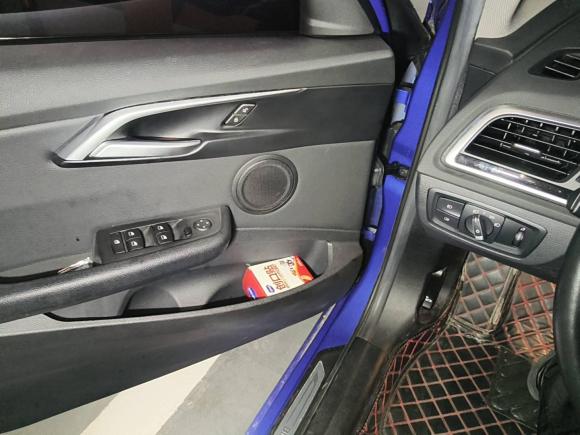 [成都·川A] 二手宝马宝马1系2018款 改款 118i 运动型