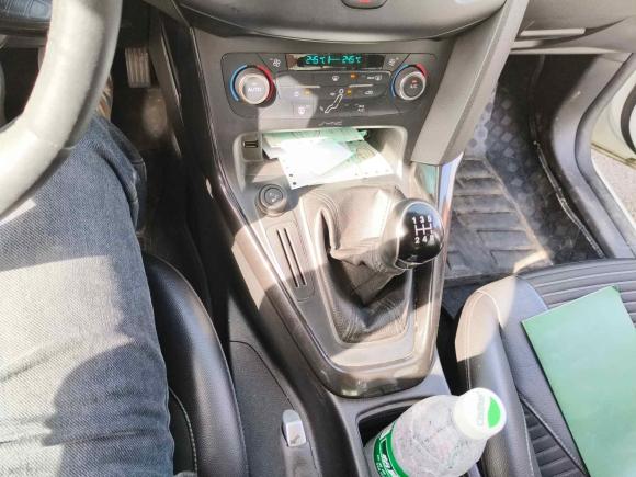 [合肥·皖A] 二手福特福克斯2015款 三厢 1.6L 手动风尚型