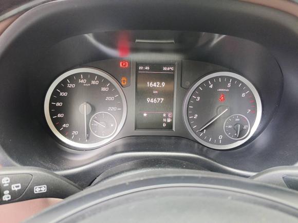 [上海·沪C] 二手奔驰威霆2018款 2.0T 精英版 7座 国VI