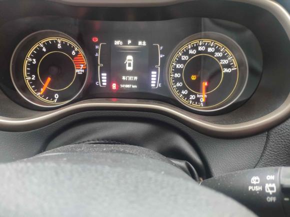 [济南·鲁A] 二手Jeep自由光2016款 2.4L 领先版