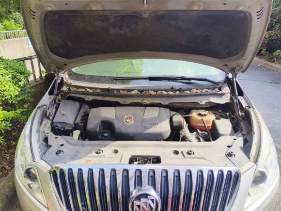 [南昌·赣A] 二手别克别克GL82011款 3.0L XT豪华商务旗舰版