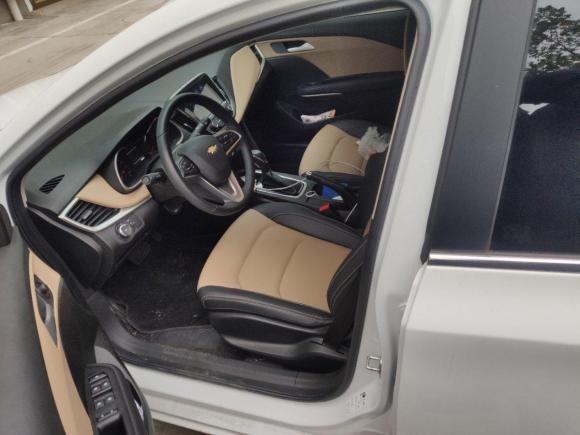 [南通·苏F] 二手雪佛兰科鲁泽2022款 320 自动悦享版