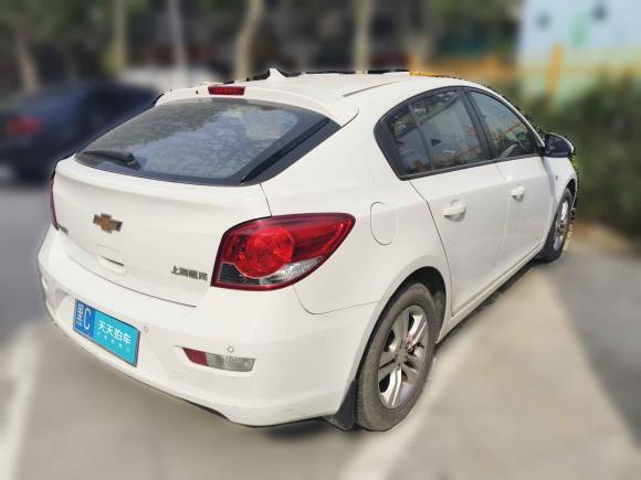 [济南·黑C] 二手雪佛兰科鲁兹2013款 掀背 1.6L 手动豪华型