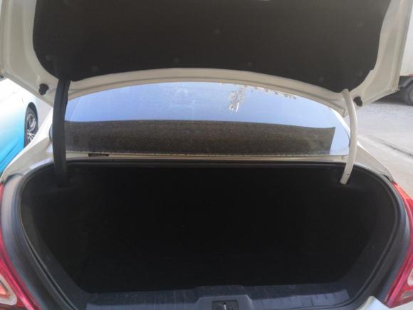 [义乌·鄂Q] 二手标致标致3082014款 乐享版 经典 1.6L 手动优尚型