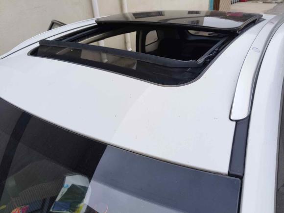 [西安·陕A] 二手一汽森雅R92018款 1.2T 自动豪华智尚型