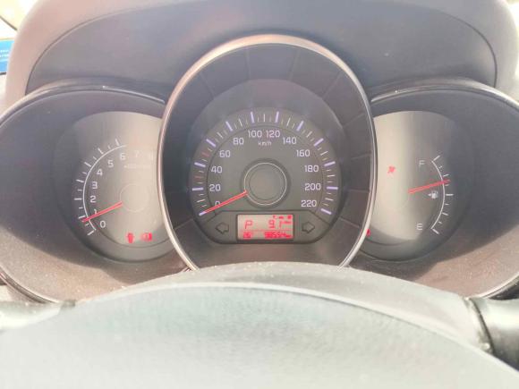 [济南·鲁A] 二手起亚起亚K22015款 两厢 1.4L AT GLS炫酷版