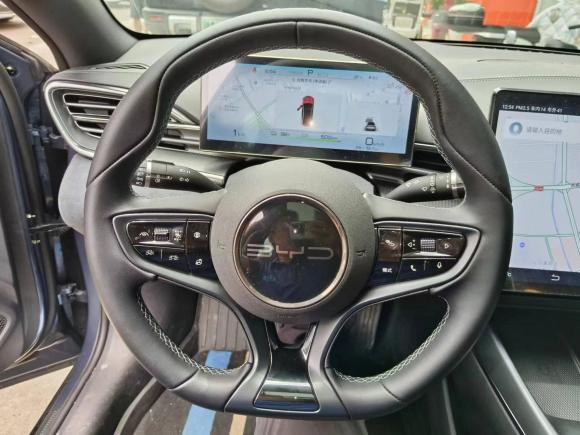 [义乌·浙A] 二手比亚迪海豹2022款 550km 标准续航后驱版精英型