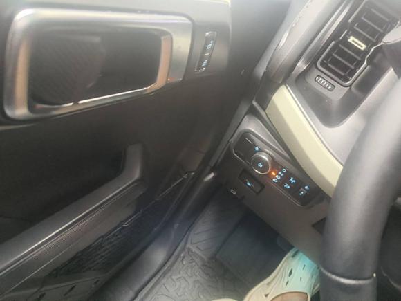 [上海·沪C] 二手福特福特烈马2024款 2.3T 长滩